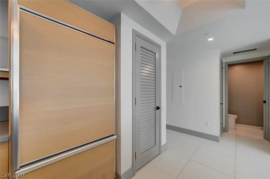 222 Karen Avenue #2204, Las Vegas, NV 89109 - #2