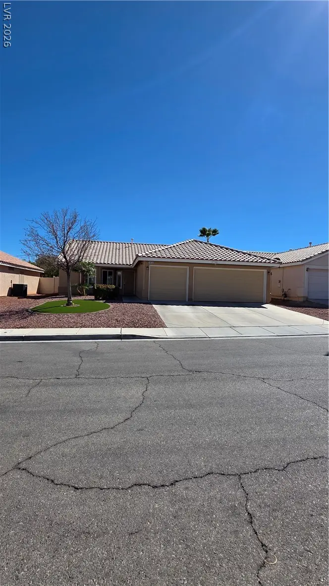 1413 Iris Kelly Avenue, North Las Vegas, NV 89081 - #1