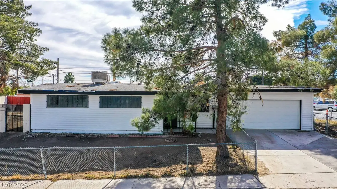 612 Bruce Street, Las Vegas, NV 89101 - #1