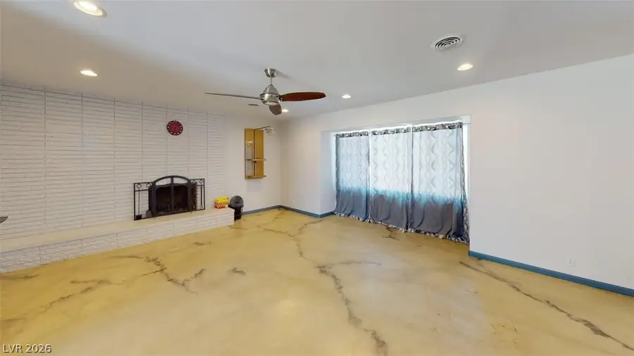1518 Golden Arrow Drive, Las Vegas, NV 89169 - #2