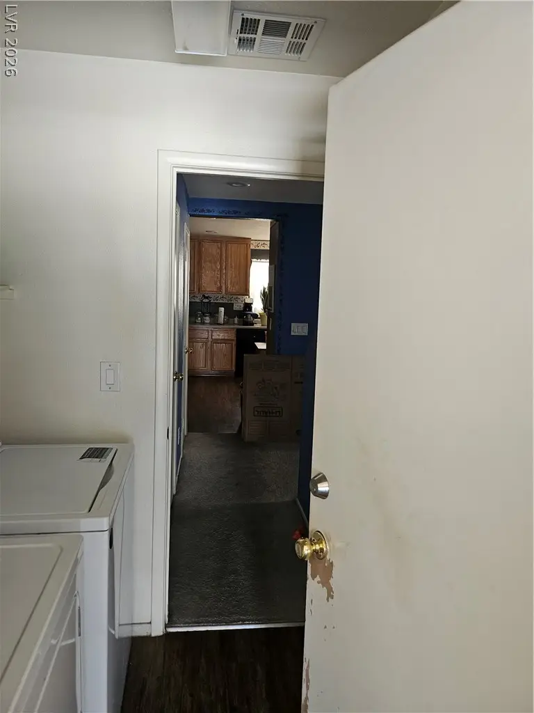 4212 Walnut Glen Drive, Las Vegas, NV 89115 - #3