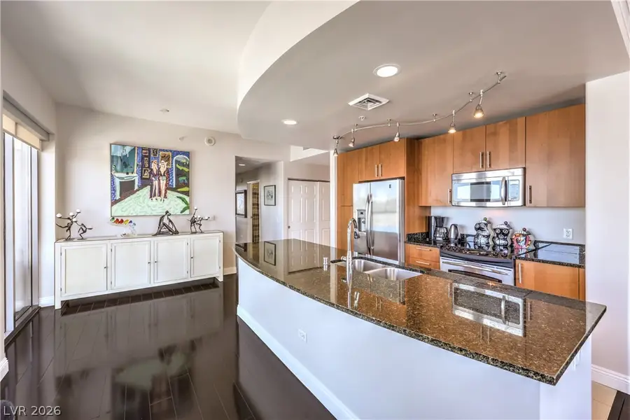 200 W Sahara Avenue #1901, Las Vegas, NV 89102 - #3