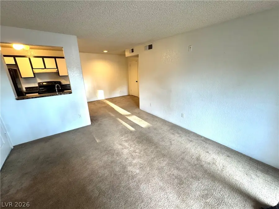 221 Mission Newport Lane #206, Las Vegas, NV 89107 - #2