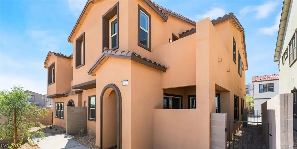 1760 Sparrow Nest Street, Las Vegas, NV 89138 - #1