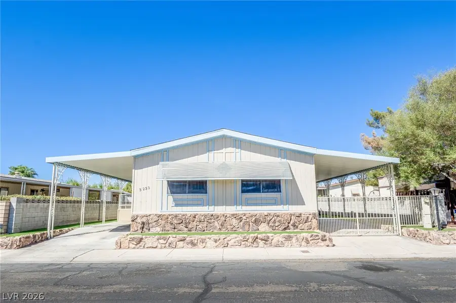 3233 Tularosa Lane, Las Vegas, NV 89122 - #2