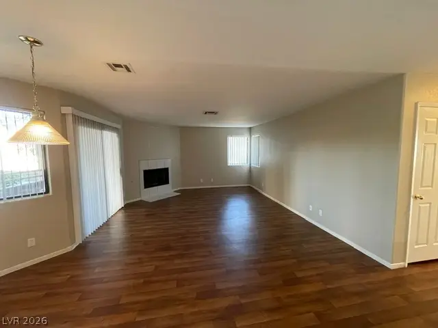 5034 S Rainbow Boulevard #101, Las Vegas, NV 89118 - #2