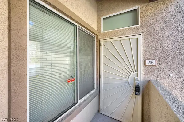 3545 Cactus Shadow Street #203, Las Vegas, NV 89129