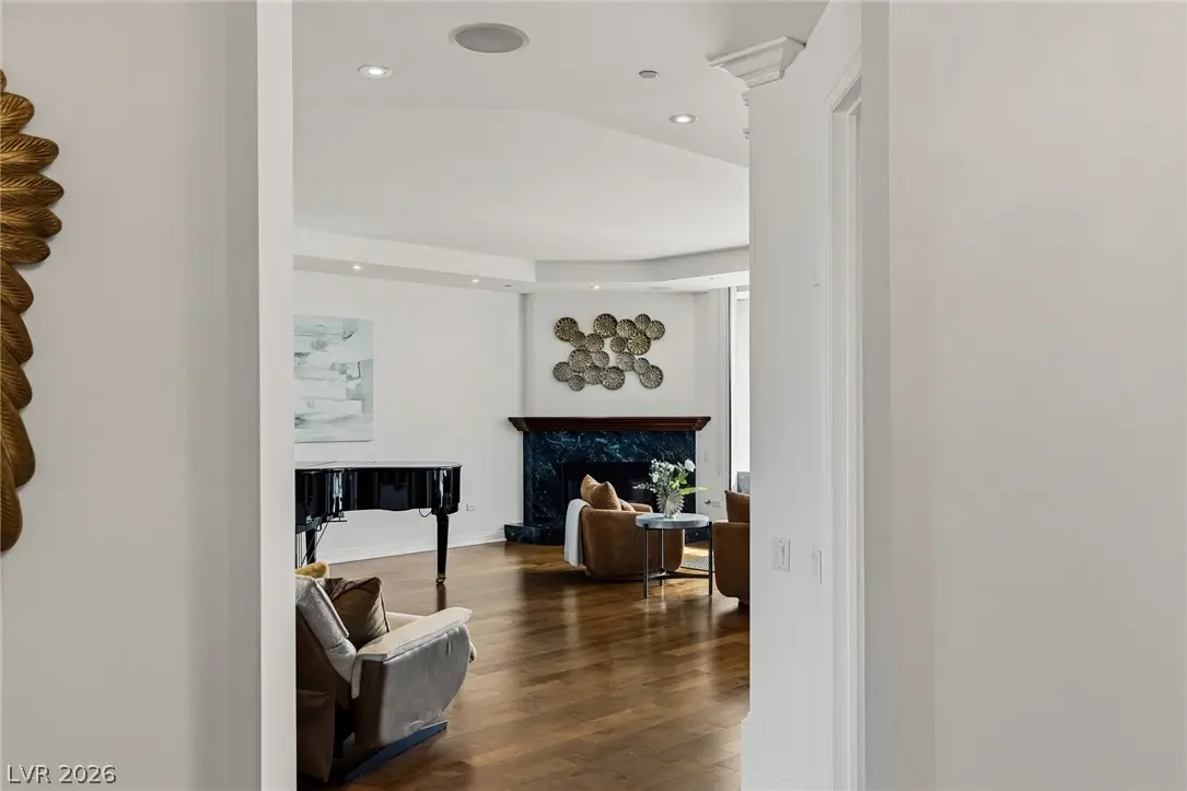 2877 Paradise Road #2802, Las Vegas, NV 89109 - #1