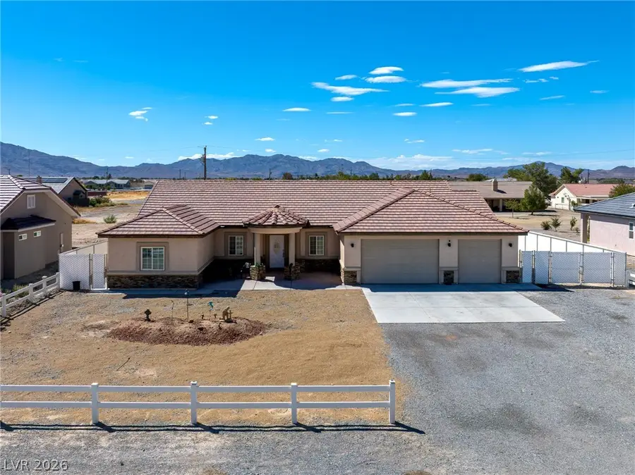 3040 S Spy Glass Avenue, Pahrump, NV 89048 - #3