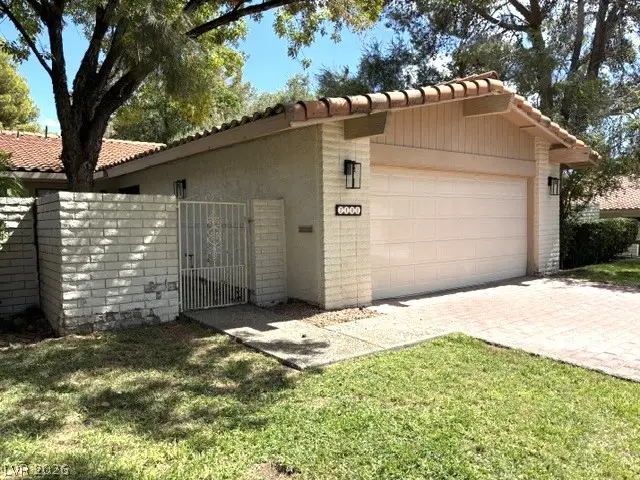 2101 Calle De Espana, Las Vegas, NV 89102 - #1