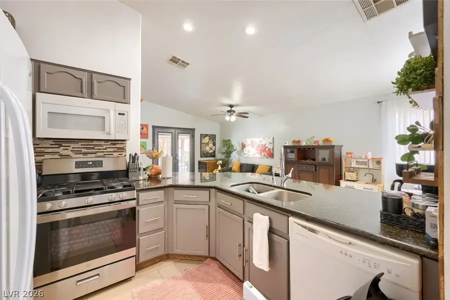 5234 Panguitch Drive, Las Vegas, NV 89122 - #3