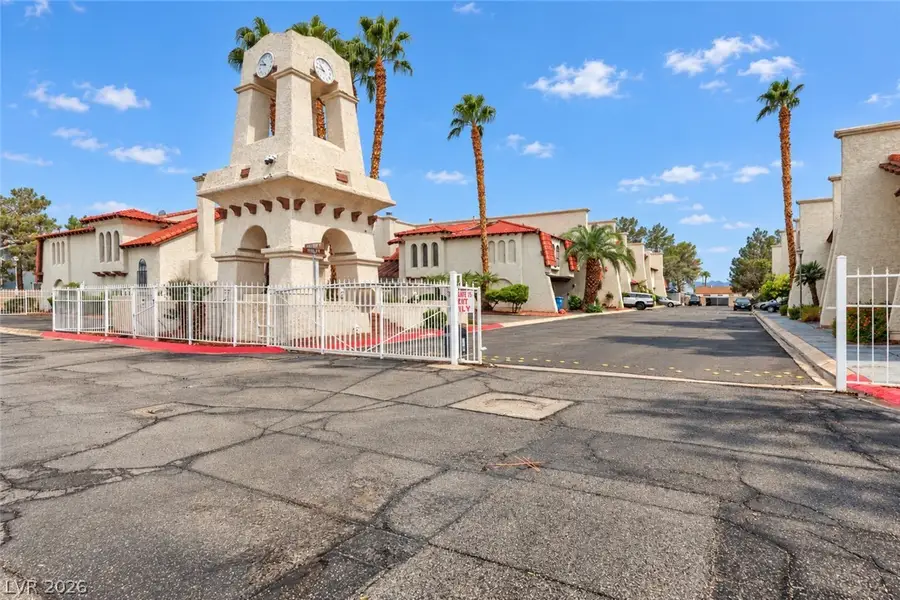 4951 Schumann Drive, Las Vegas, NV 89146 - #3