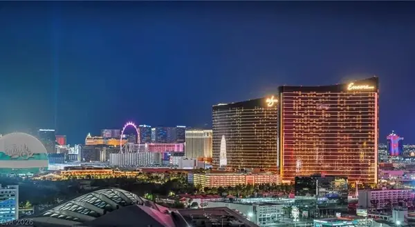 2857 Paradise Road #1702, Las Vegas, NV 89109