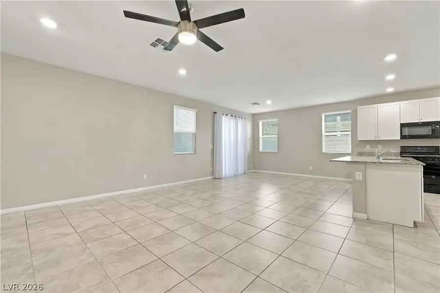 2922 Saltillo Lane, Las Vegas, NV 89121 - #3