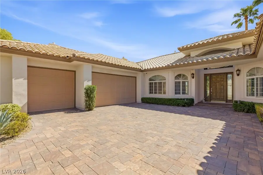 8633 Lakeridge Circle, Las Vegas, NV 89117 - #3