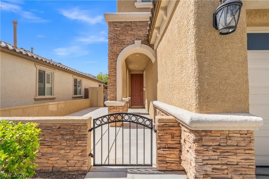 1021 Chestnut Chase Street, Las Vegas, NV 89138 - #3