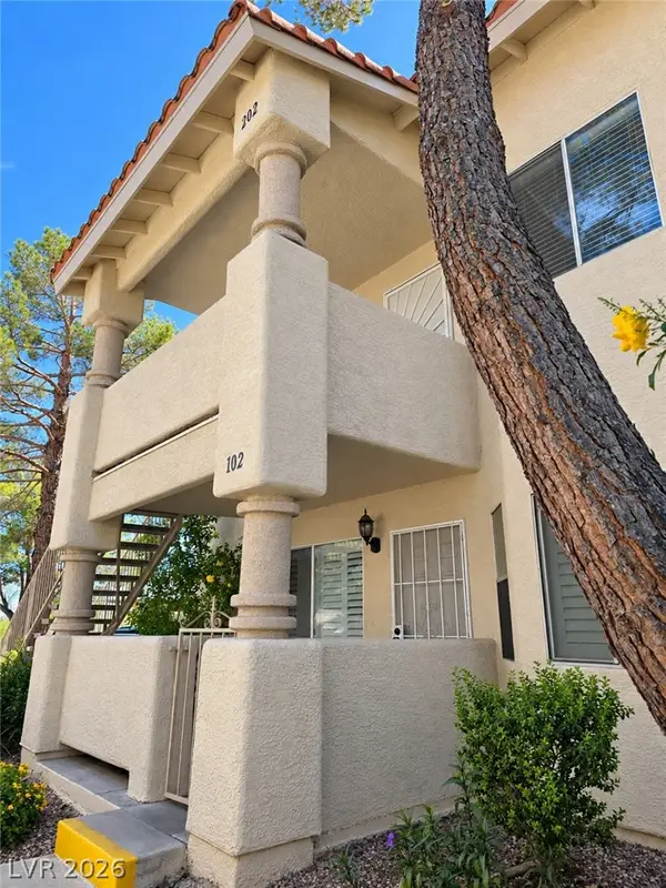 905 Rockview Drive #202, Las Vegas, NV 89128