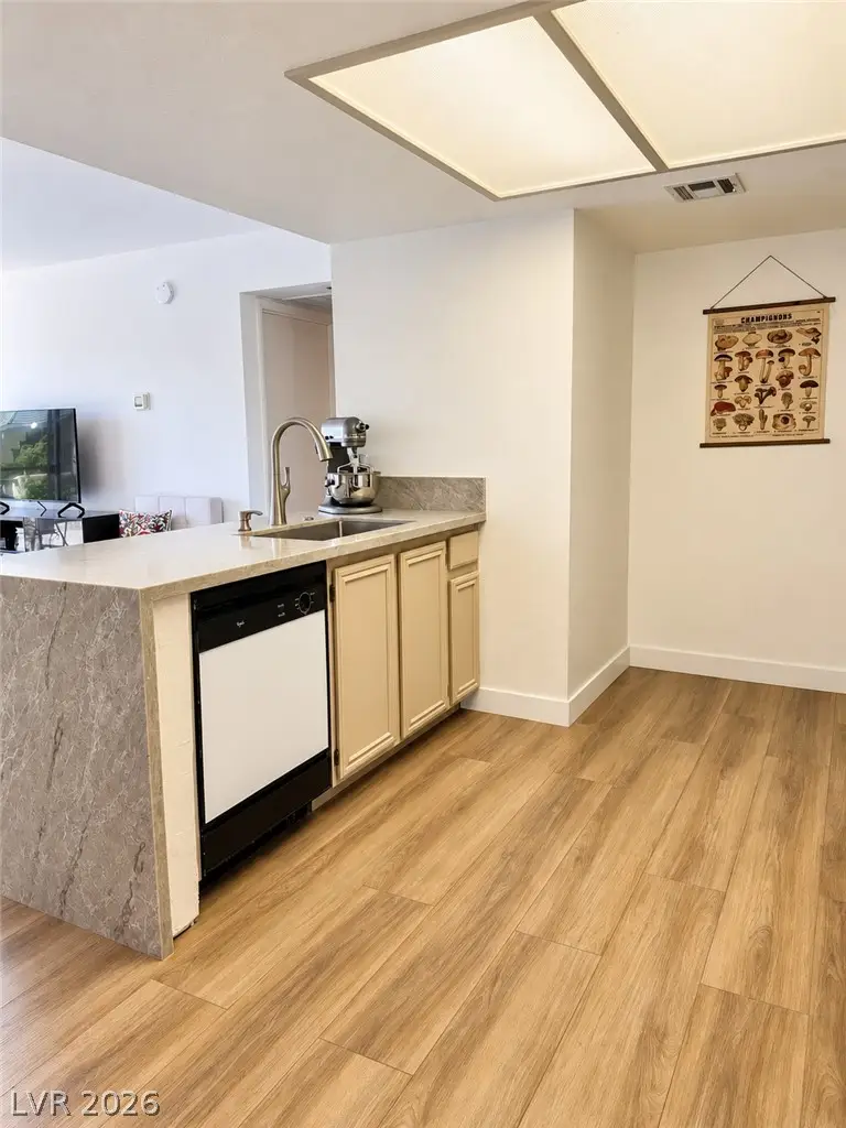 8070 W Russell Road #2028, Las Vegas, NV 89113 - #3