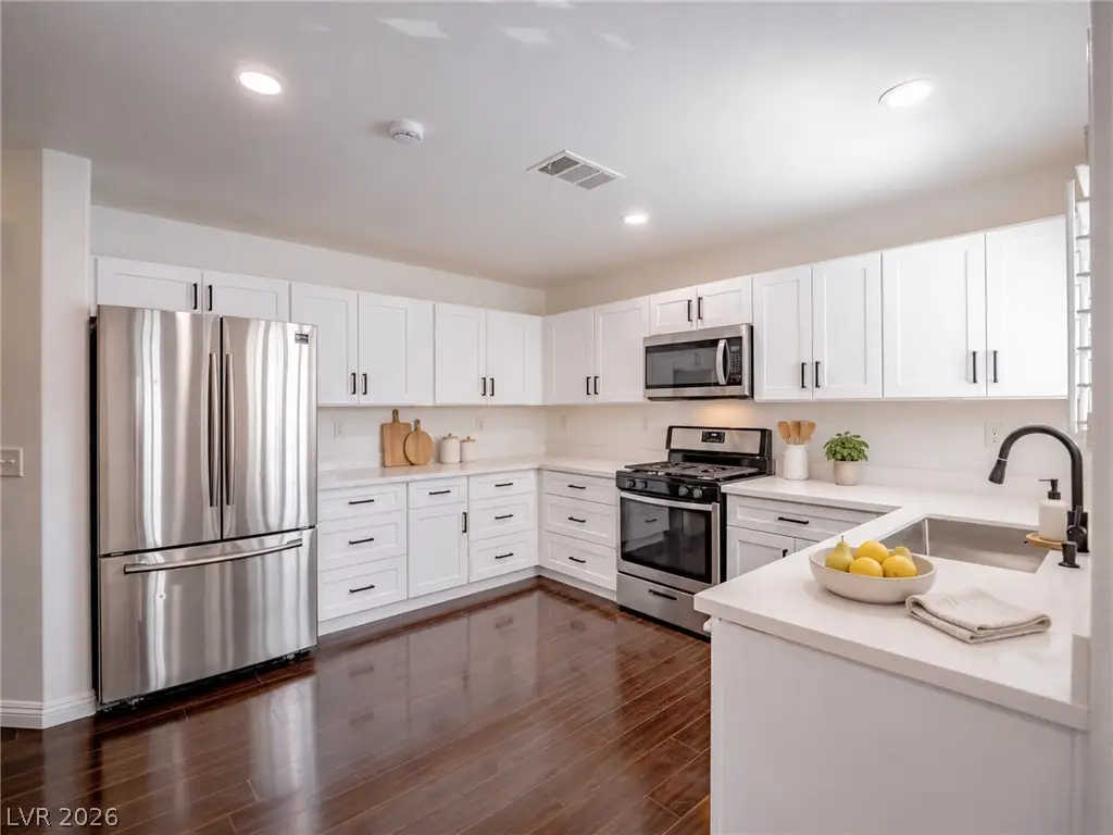 6524 Roundstone Bog Avenue, Las Vegas, NV 89139 - #1