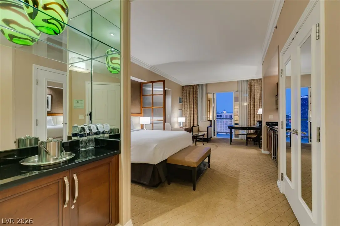 135 E Harmon Avenue #1817, Las Vegas, NV 89109 - #1