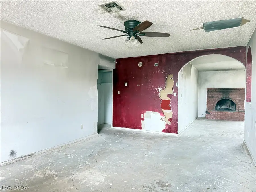 4233 Kensington Way, Las Vegas, NV 89108 - #2