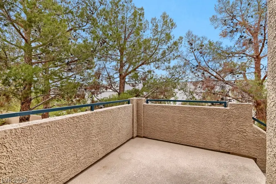 2152 Jasper Bluff Street #202, Las Vegas, NV 89117 - #3