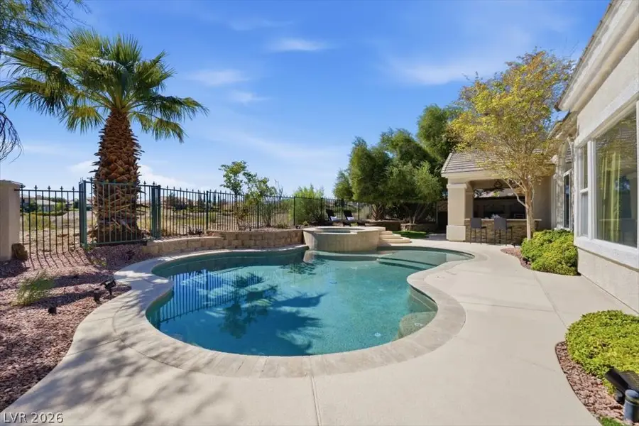 9521 Queen Charlotte Drive, Las Vegas, NV 89145 - #3