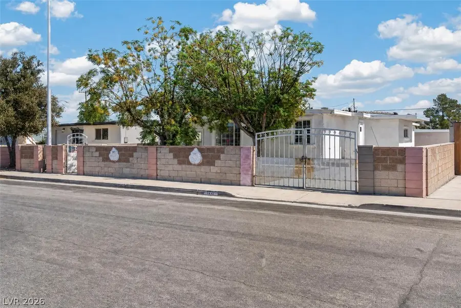 1721 Ardmore Street, Las Vegas, NV 89104 - #2