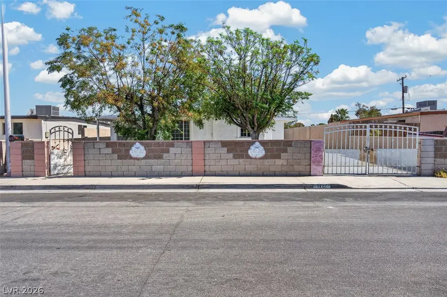 1721 Ardmore Street, Las Vegas, NV 89104 - #3