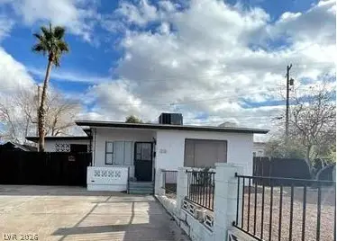 39 E Pacific Avenue, Henderson, NV 89015