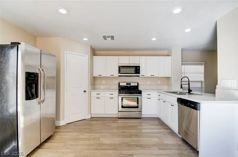 623 Port Talbot Avenue, Las Vegas, NV 89178 - #2
