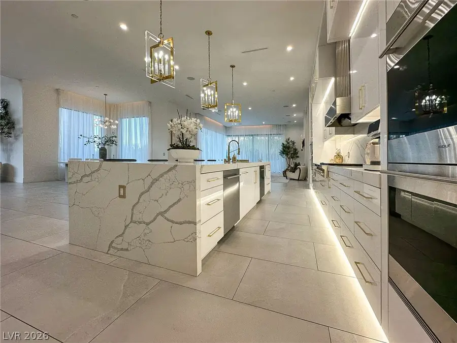 1 Sanctuary Peak Court, Henderson, NV 89012 - #3