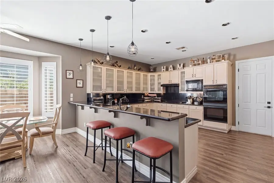 8052 Dark Hollow Place, Las Vegas, NV 89117 - #3