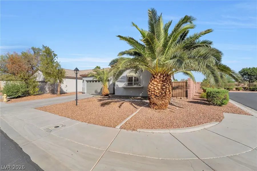 5968 Pavilion Lakes Avenue, Las Vegas, NV 89122 - #2