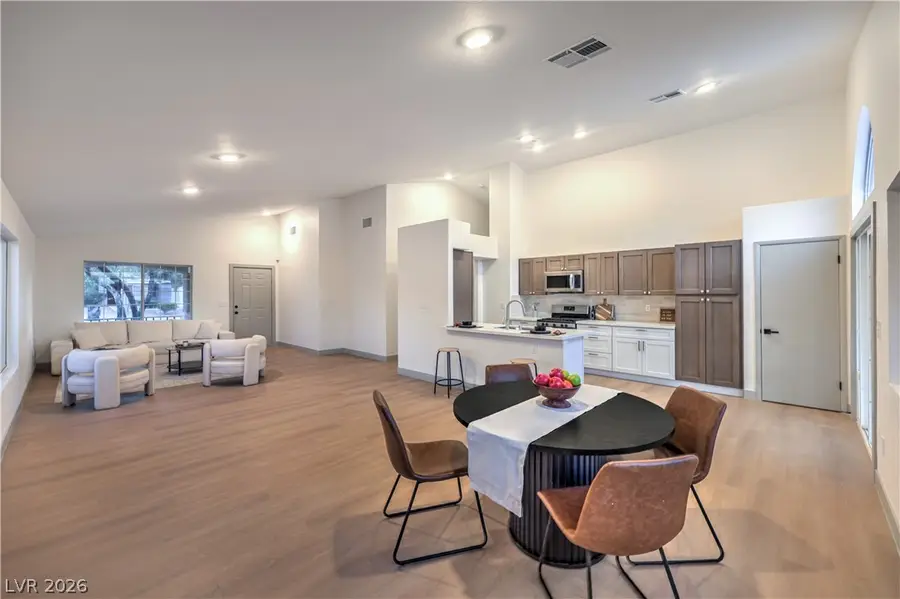 3620 Lake Victoria Drive, North Las Vegas, NV 89032 - #2