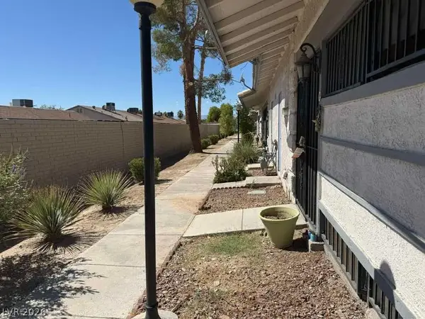 213 N Lamb Boulevard #D, Las Vegas, NV 89110