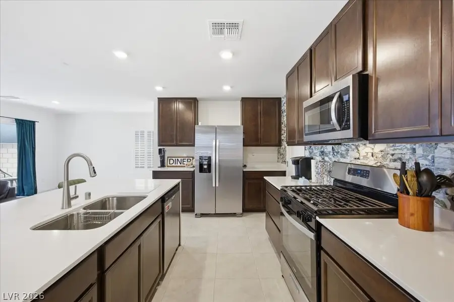 8724 Crestwood Hills Street, Las Vegas, NV 89113 - #3