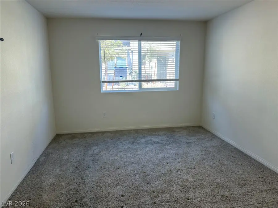 2642 Wimbledon White Court, North Las Vegas, NV 89086 - #2