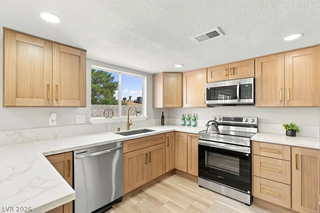 3648 Margarita Way, Las Vegas, NV 89103 - #1