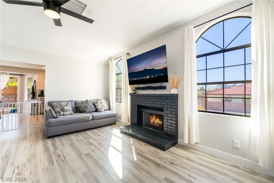 124 Almendio Lane, Henderson, NV 89074 - #2