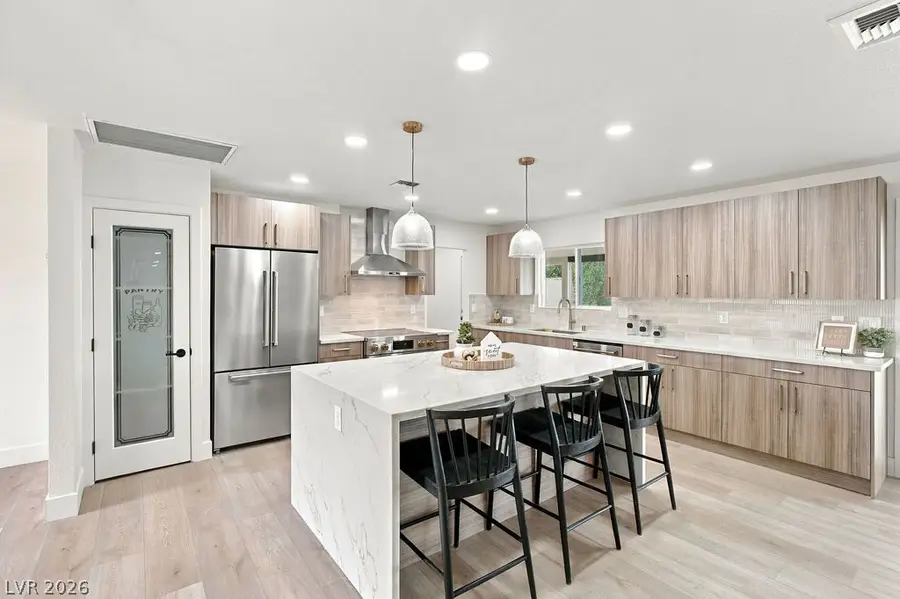 6520 Coley Avenue, Las Vegas, NV 89146 - #2