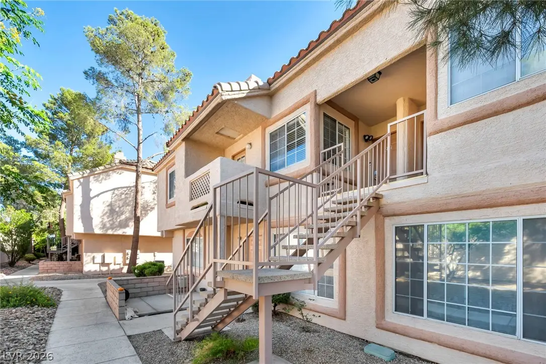 1600 N Torrey Pines Drive #202, Las Vegas, NV 89108 - #1