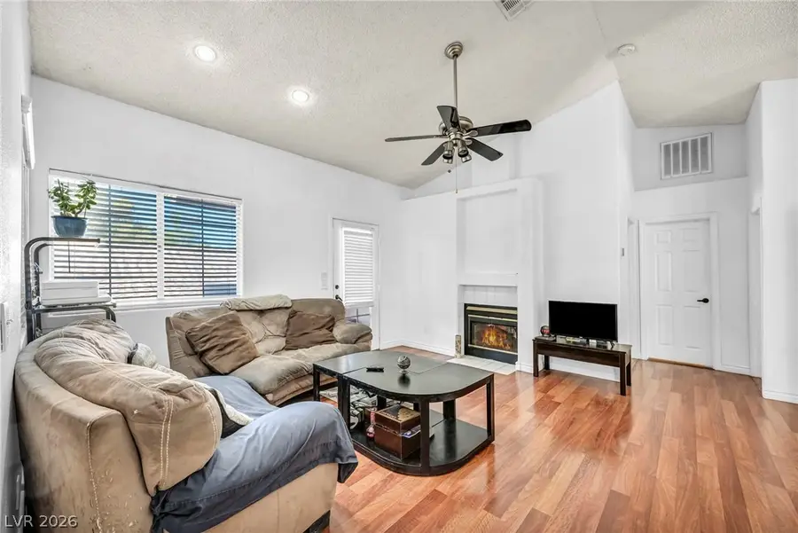 1600 N Torrey Pines Drive #202, Las Vegas, NV 89108 - #3