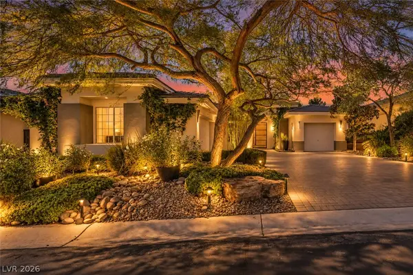 10313 Luxembourg Avenue, Las Vegas, NV 89145