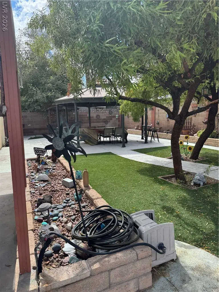 921 Macfarlane Street, Las Vegas, NV 89101 - #1