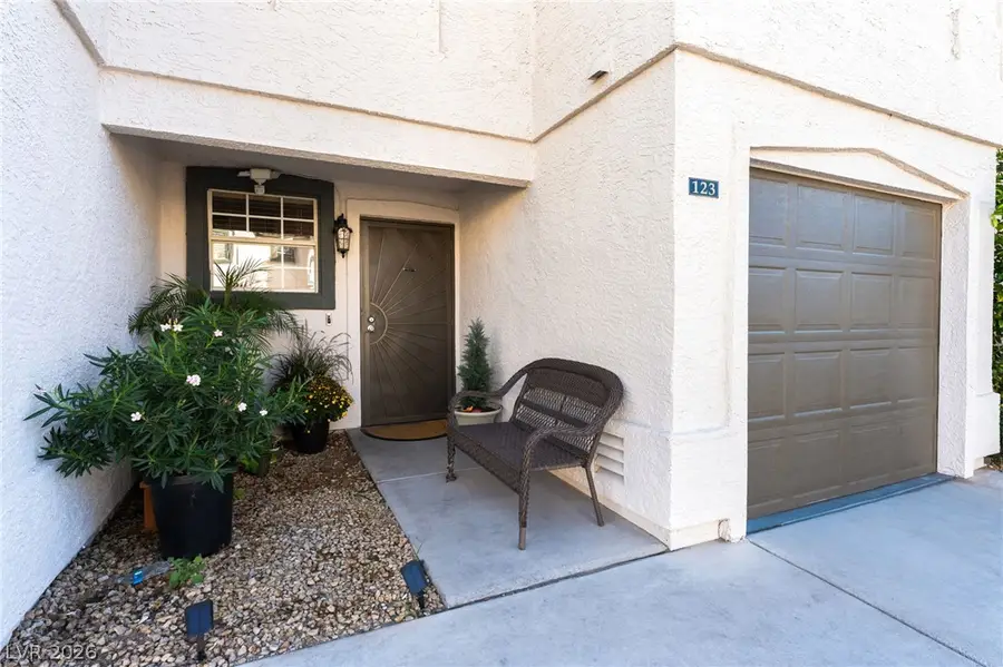 5330 E Charleston Boulevard #123, Las Vegas, NV 89142 - #3