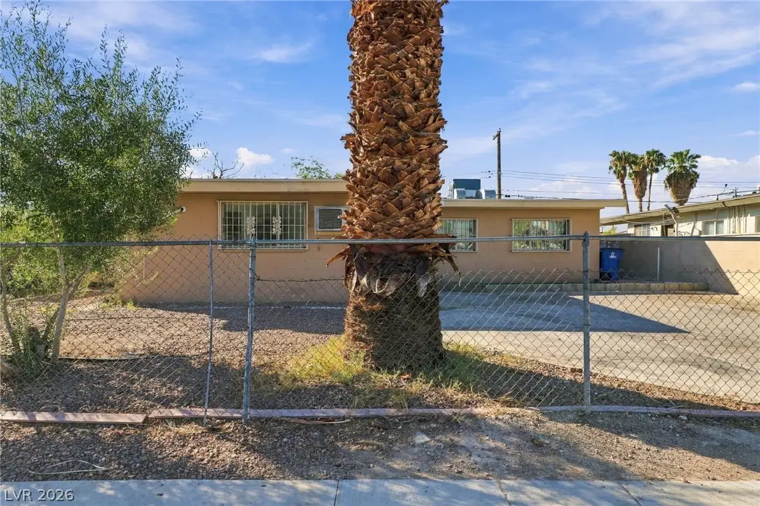 2521 Perliter Avenue, North Las Vegas, NV 89030 - #1