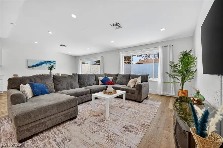 6191 Bullion Boulevard, Las Vegas, NV 89103 - #3