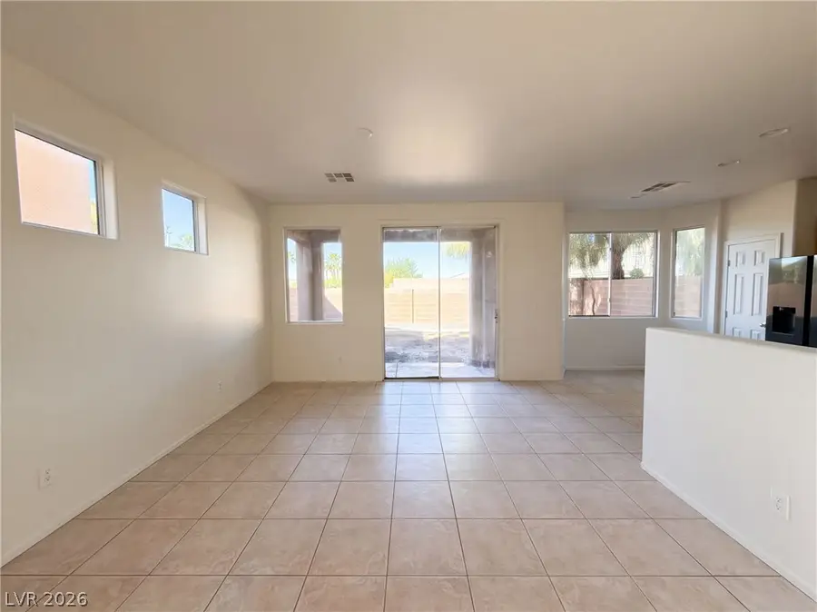 5083 Sagelyn Street, Las Vegas, NV 89122 - #3