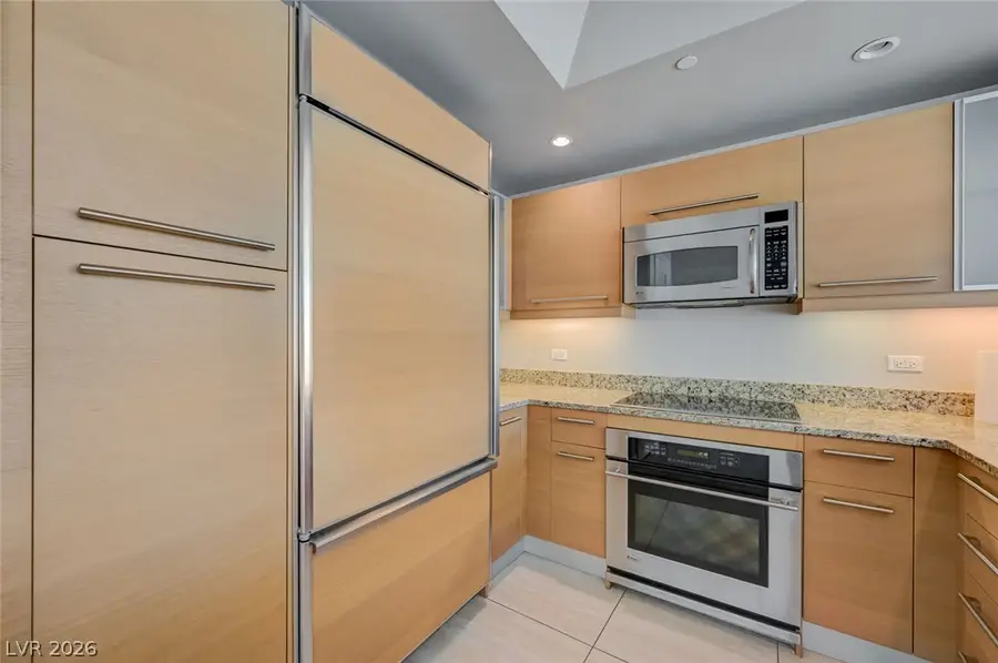222 Karen Avenue #1602, Las Vegas, NV 89109 - #3